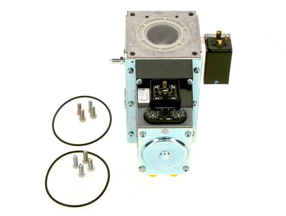 BOSCH Gasarmatur mit elektrischen Anschlüssen, O-Ringen und Montagebolzen. Sichtbare Teile und Funktionen sind klar erkennbar.